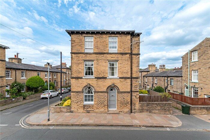 4 Bedroom End Of Terrace House For Sale In Caroline Street, Saltaire, West Yorkshire, BD18