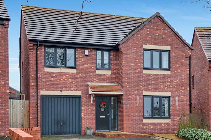 5 Bedroom Detached House For Sale In Brookes Avenue, Telford, TF3
