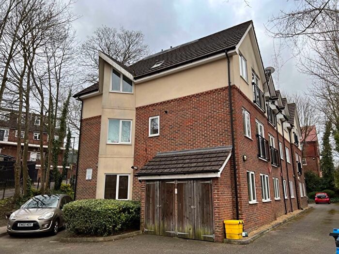 2 Bedroom Flat To Rent In St. Lukes Road, Whyteleafe, CR3