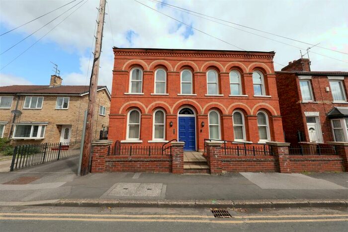 2 Bedroom Flat To Rent In Finkle Street, Cottingham, HU16