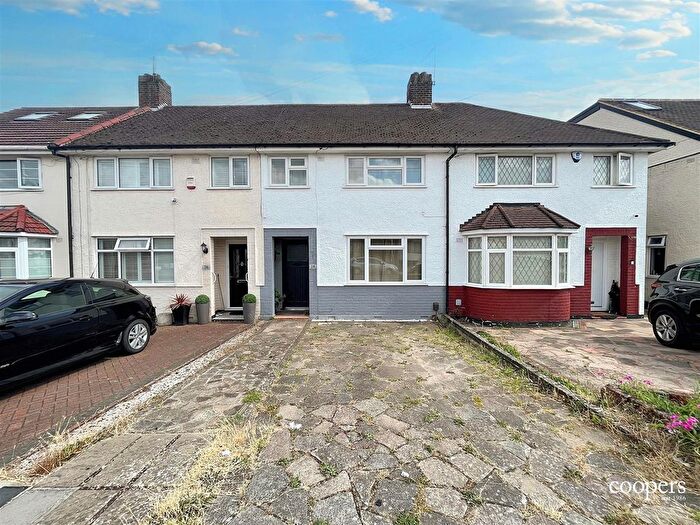 3 Bedroom Terraced House To Rent In Cavendish Avenue, Ruislip, HA4