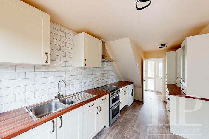 3 Bedroom Terraced House To Rent In The Birches, Crawley, RH10