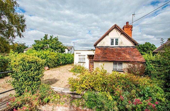 2 Bedroom Detached House For Sale In Water Street, Hampstead Norreys, Thatcham, Berkshire, RG18
