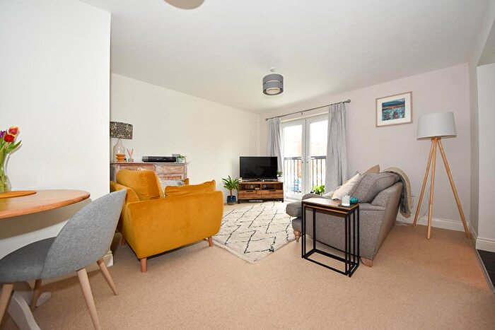 2 Bedroom Apartment To Rent In Chandley Wharf, Warwick, CV34