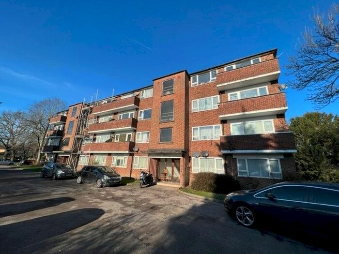 2 Bedroom Flat To Rent In Old Ruislip Road, Northolt, UB5