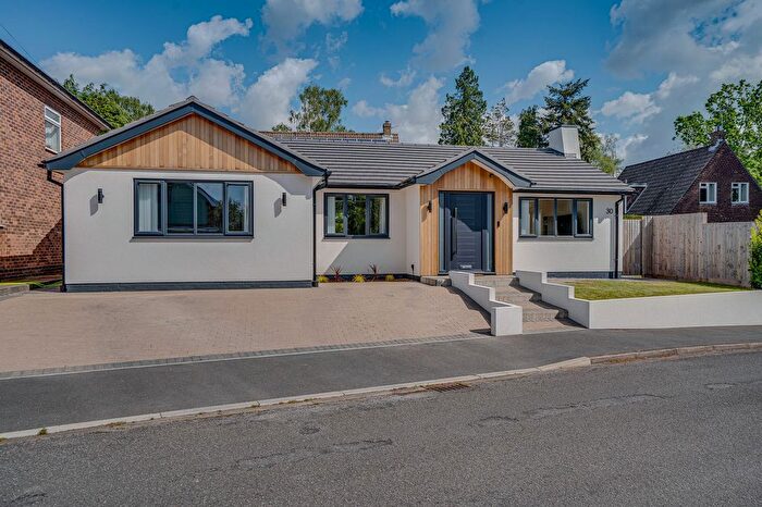 3 Bedroom Detached Bungalow For Sale In Pine Crescent, Hiltingbury, SO53