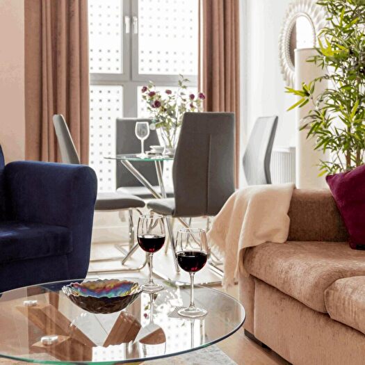 1 Bedroom Serviced Apartments To Rent In Huntingdon Road, Redhill, Surrey, RH1