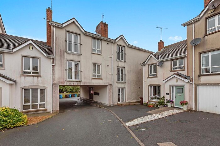 2 Bedroom Flat For Sale In Drummond Brae, Ballynahinch, BT24