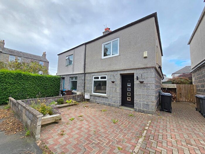 3 Bedroom Semi-Detached House To Rent In Elmfield Terrace, Kittybrewster, Aberdeen, AB24