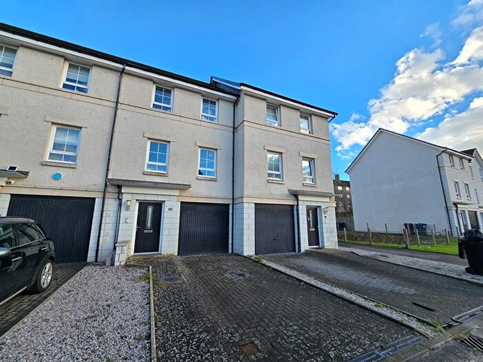 3 Bedroom Town House For Sale In Garthdee Farm Gardens, Garthdee, Aberdeen, AB10