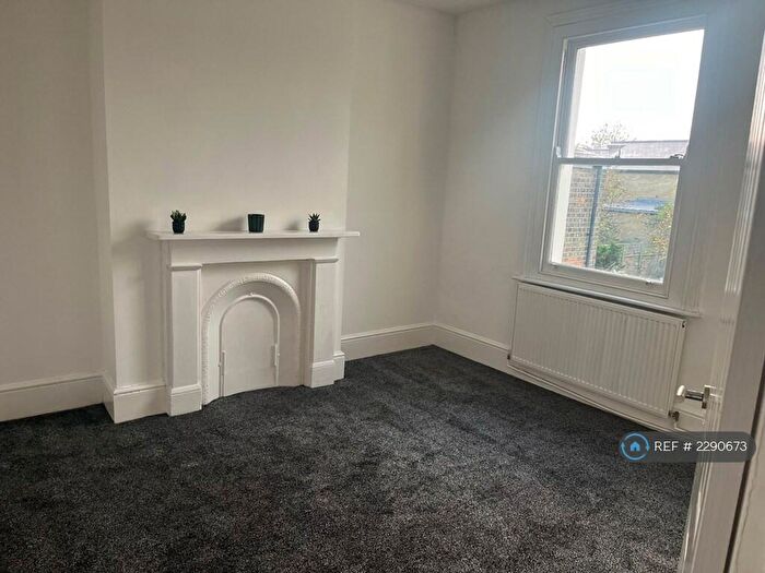 2 Bedroom Flat To Rent In Marlborough Rd, Bowes Park, N22