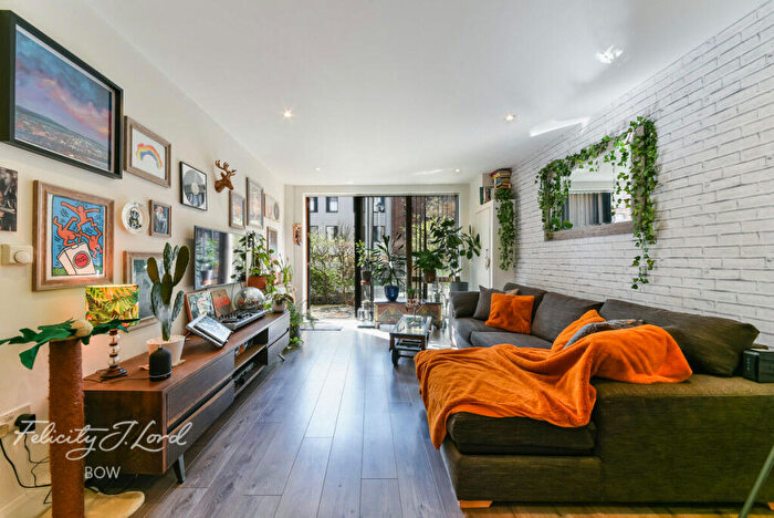 2 Bedroom Apartment For Sale In Barry Blandford Way, London, E3