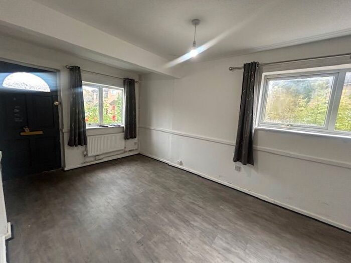 2 Bedroom End Of Terrace House To Rent In Blackthorn Drive, Leicester, LE4