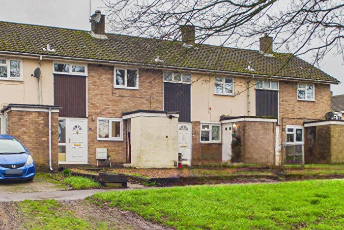 3 Bedroom Terraced House For Sale In Long Arrotts, Hemel Hempstead, HP1