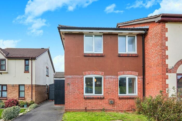 3 Bedroom Semi-Detached House To Rent In Elsdon Close, Whitwick, Coalville, Leicestershire, LE67