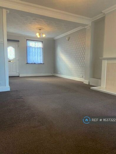 3 Bedroom End Of Terrace House To Rent In Hale Cottages, Greenhithe, DA9