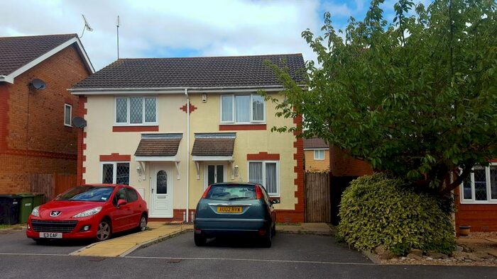 2 Bedroom End Of Terrace House To Rent In Wainwright Gardens, Hedge End, SO30