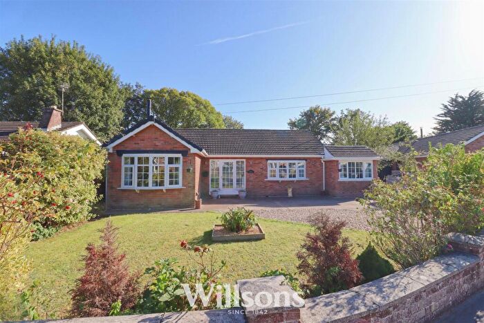 4 Bedroom Detached Bungalow For Sale In Parklands, Mumby, Alford, LN13