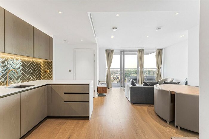2 Bedroom Flat For Sale In City Road, London, EC1V