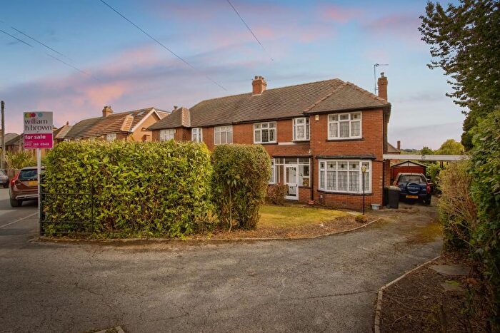 3 Bedroom Semi-Detached House For Sale In Temple Grove, Leeds, LS15