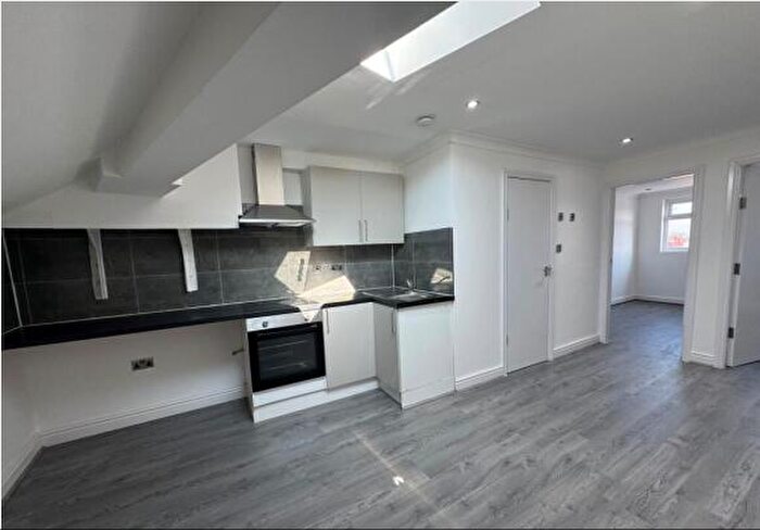 2 Bedroom Property To Rent In Hall Lane, Liverpool, L7