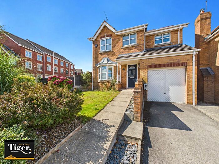 3 Bedroom Detached House For Sale In Rosefinch Way, Blackpool, FY3