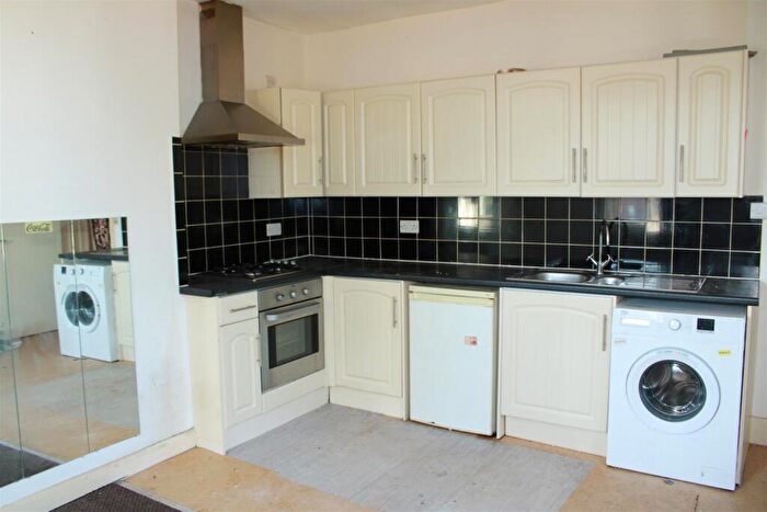 1 Bedroom Flat To Rent In High Street, Erdington, Birmingham, B23