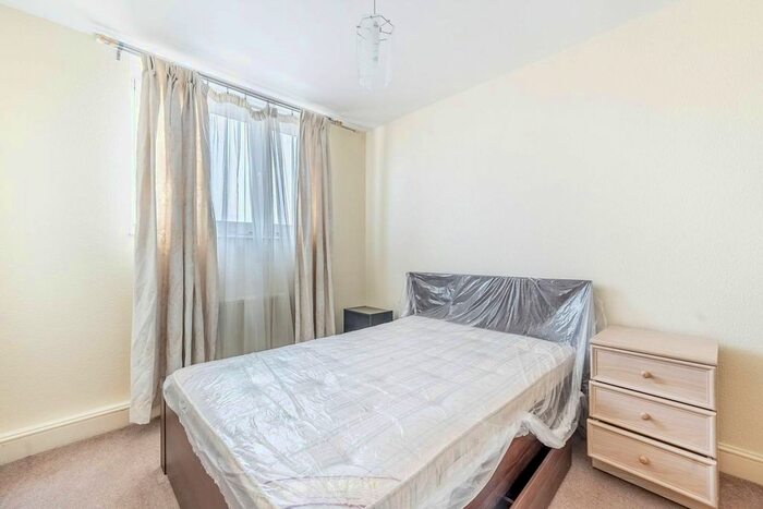 2 Bedroom Flat To Rent In Semley Place, Sloane Square, London, SW1W