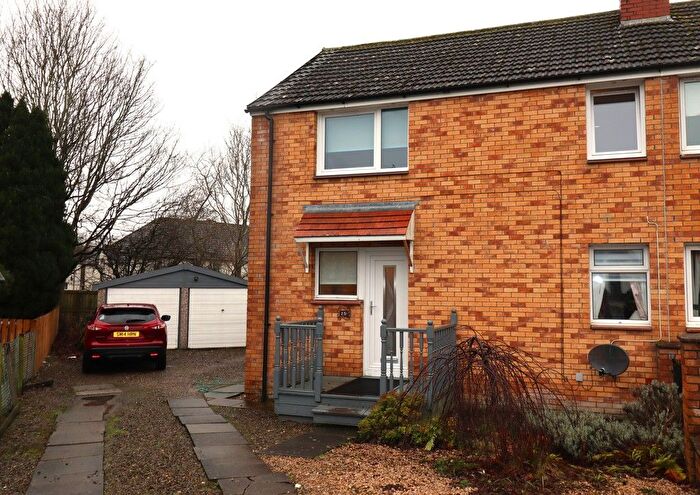 3 Bedroom Semi Detached House To Rent In Chapelton Grove, Polbeth, EH55