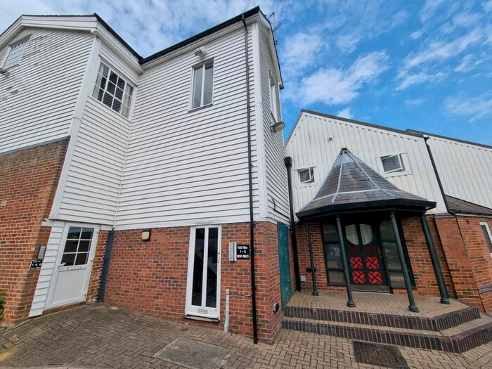 1 Bedroom Flat To Rent In Silks Way, Braintree, CM7