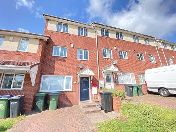 3 Bedroom Terraced House To Rent In Denbigh Drive, West Bromwich, B71