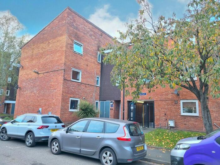 2 Bedroom Flat To Rent In Vesta Tilley Court, Worcester WR1