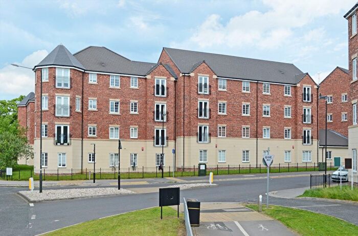 2 Bedroom Flat To Rent In Masters Mews, Tadcaster Road, York, YO24
