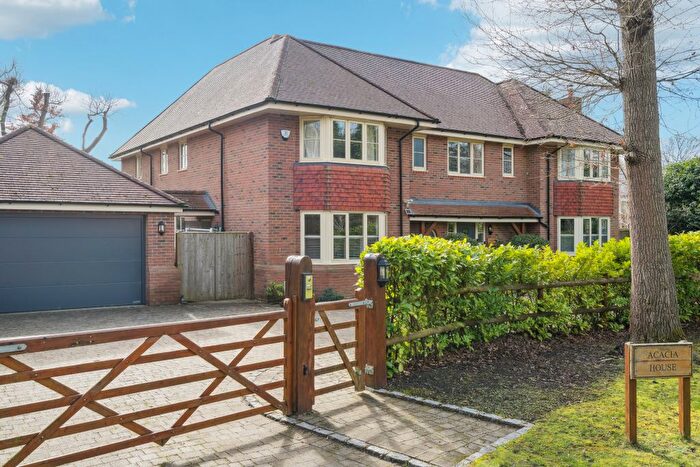 5 Bedroom Detached House For Sale In Birkett Way, Chalfont St Giles (Little Chalfont), HP8