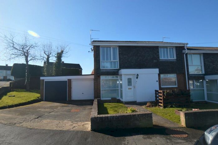 2 Bedroom Apartment To Rent In Prebends Field, Durham, DH1