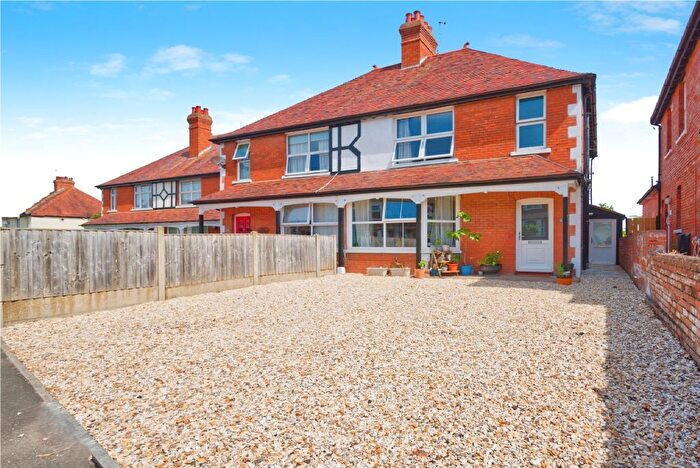 3 Bedroom Semi-Detached House For Sale In Alcombe Road, Minehead, TA24