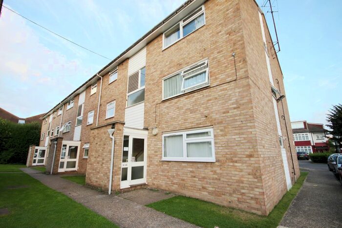 1 Bedroom Flat To Rent In Queen Annes Gardens, Enfield, EN1