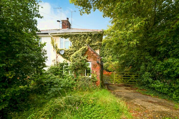 3 Bedroom Semi-Detached House For Sale In Farthing Road, Downham Market, PE38