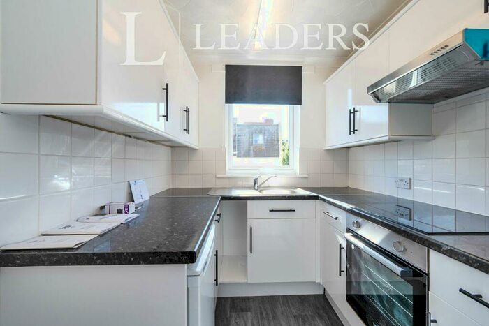 2 Bedroom Apartment To Rent In Cecil Place, Southsea, PO5