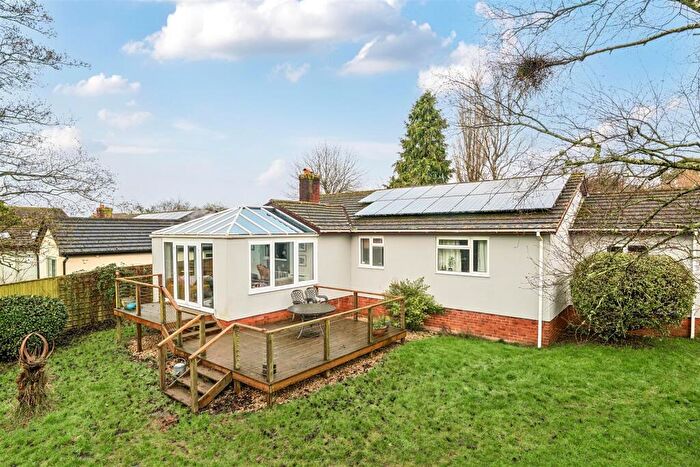 4 Bedroom Bungalow For Sale In Wood Lane, Morchard Bishop, Crediton, EX17