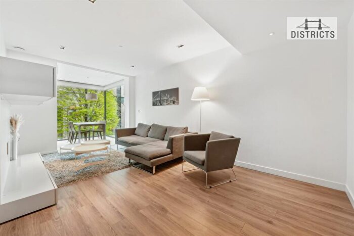 1 Bedroom Apartment For Sale In Cashmere House, Goodmans Fields, E1
