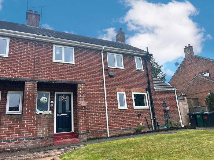 3 Bedroom Semi-Detached House For Sale In Brookdale Road, Hartshorne, Swadlincote, DE11