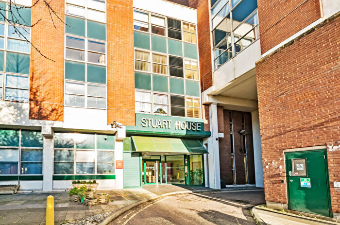 2 Bedroom Apartment For Sale In St. Peters Street, Colchester, Essex, CO1