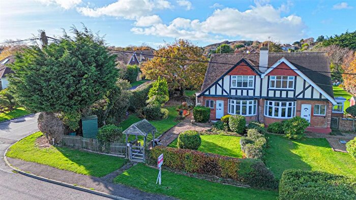 3 Bedroom Semi-Detached House For Sale In Shepherds Way, Fairlight, Hastings, TN35