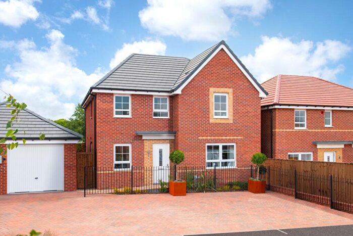 4 Bedroom Detached House For Sale In Beck Lane, Sutton-In-Ashfield, Nottinghamshire, NG17