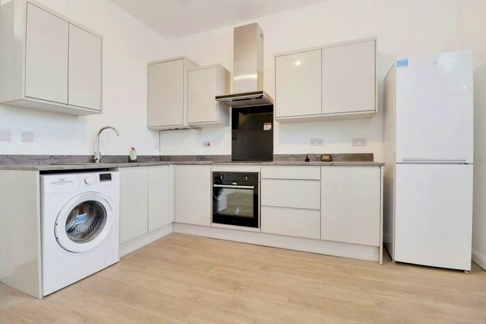 1 Bedroom Flat To Rent In Fosse Road Central, Leicester, LE3