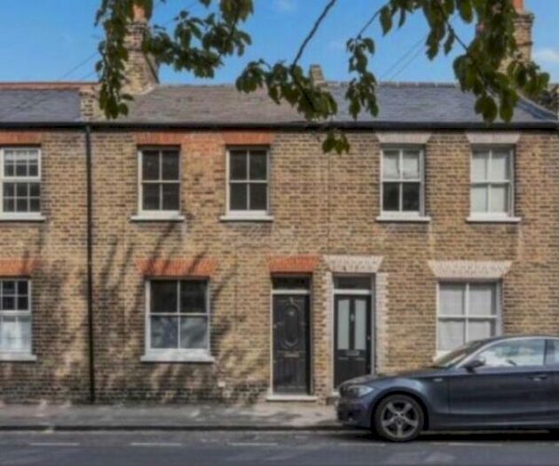 2 Bedroom Flat To Rent In Randall Place, London, SE10