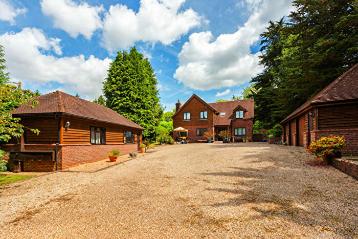 4 Bedroom Detached House For Sale In Four Marks, Alton, GU34