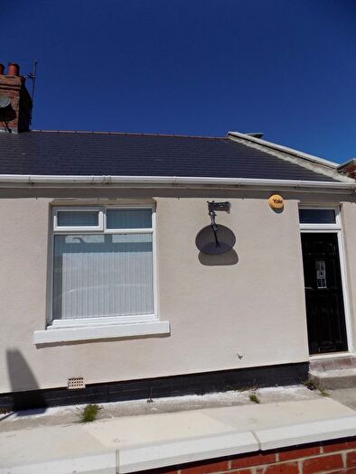2 Bedroom Cottage To Rent In Villette Path, Hendon, Sunderland, SR2