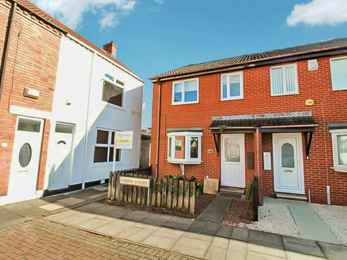 3 Bedroom End Of Terrace House To Rent In Robert Street, Blyth, NE24